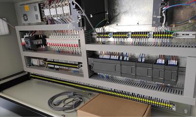 PLC控制柜与传统控制柜相比有什么优势？